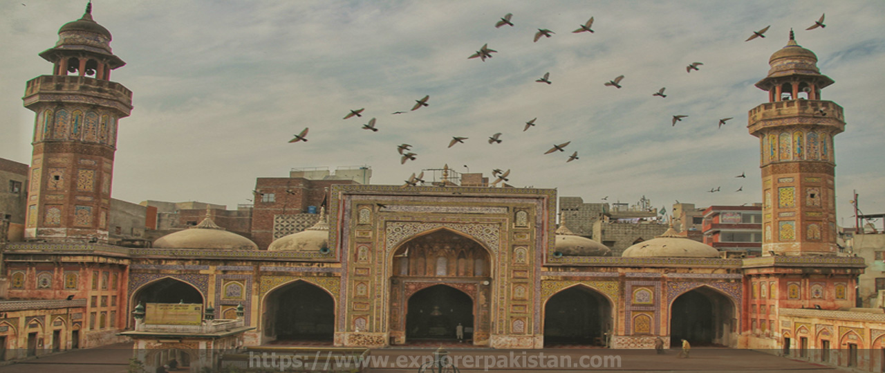 Wazir Khan Lahore . Historical mosque in Pakistan